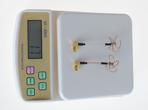 ★FPV 5.8G Clover 3 Blade Transmitting w- 4 Blade Receiving Antenna(TX w- RX) Right Angle -Bore Connector 21047